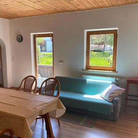 Schneiderhof * Ζέεφελντ