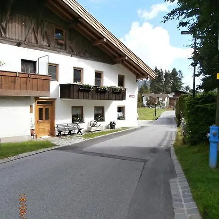 Schneiderhof بيت للعطل *